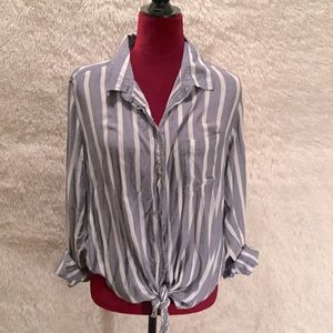 American Eagle Top. XL